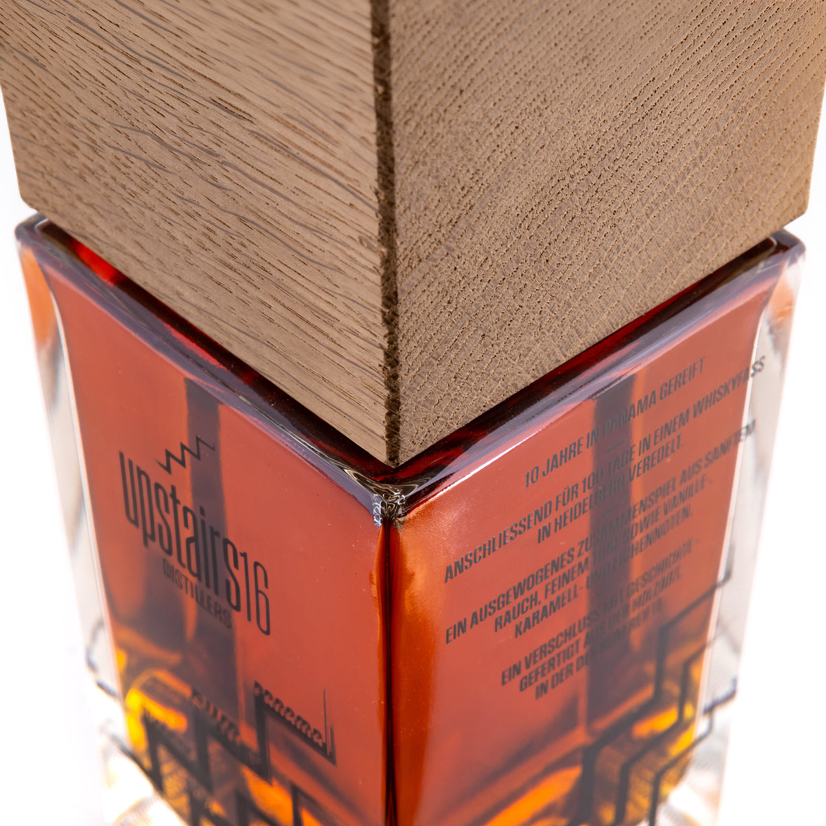 Upstairs16 Rum 0,7L